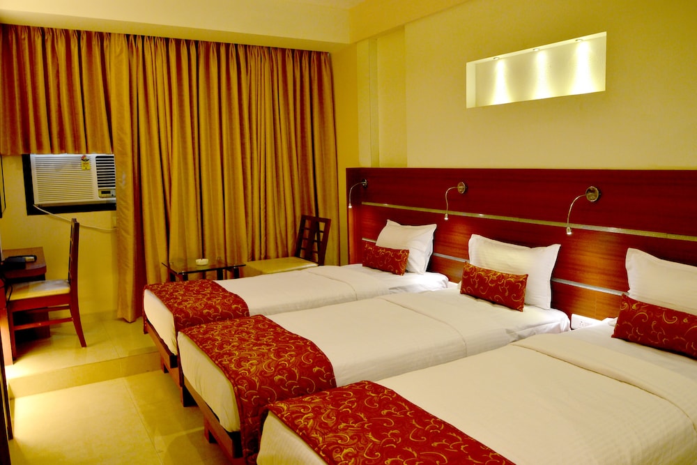 Deluxe Room, 1 Bedroom, City View photo 3