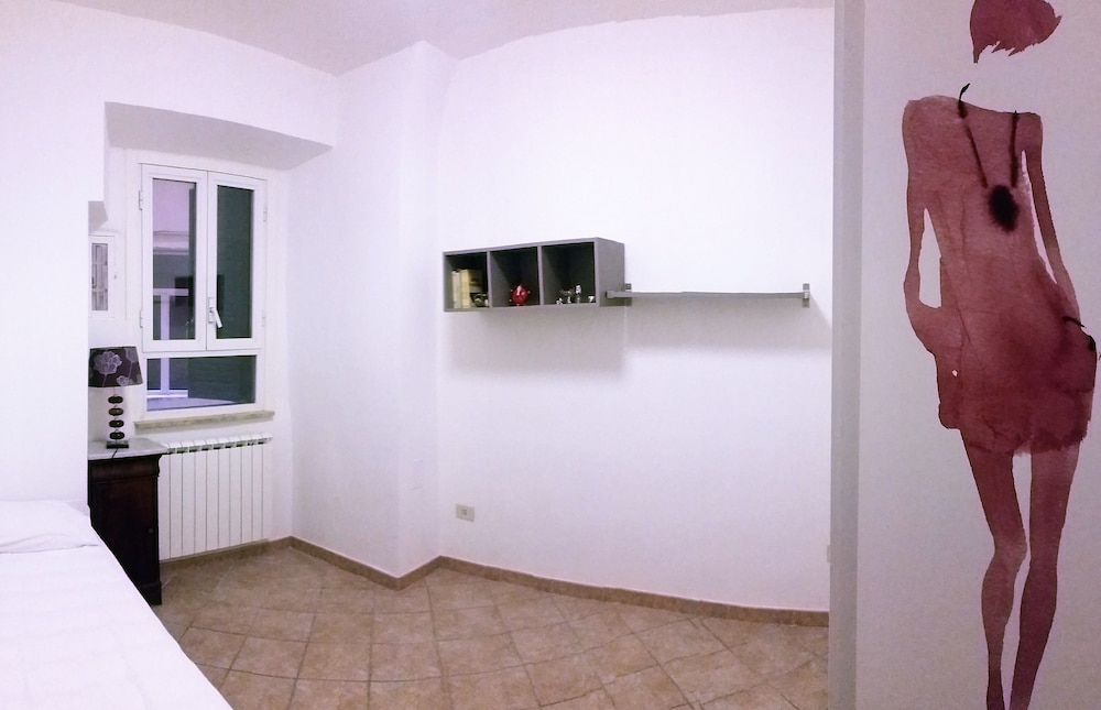 Apartment, 2 Bedrooms, Kitchenette photo 3
