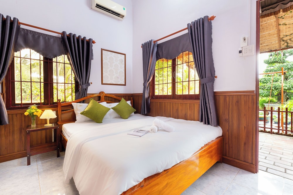 Family Double Room, Balcony, Garden View photo 1