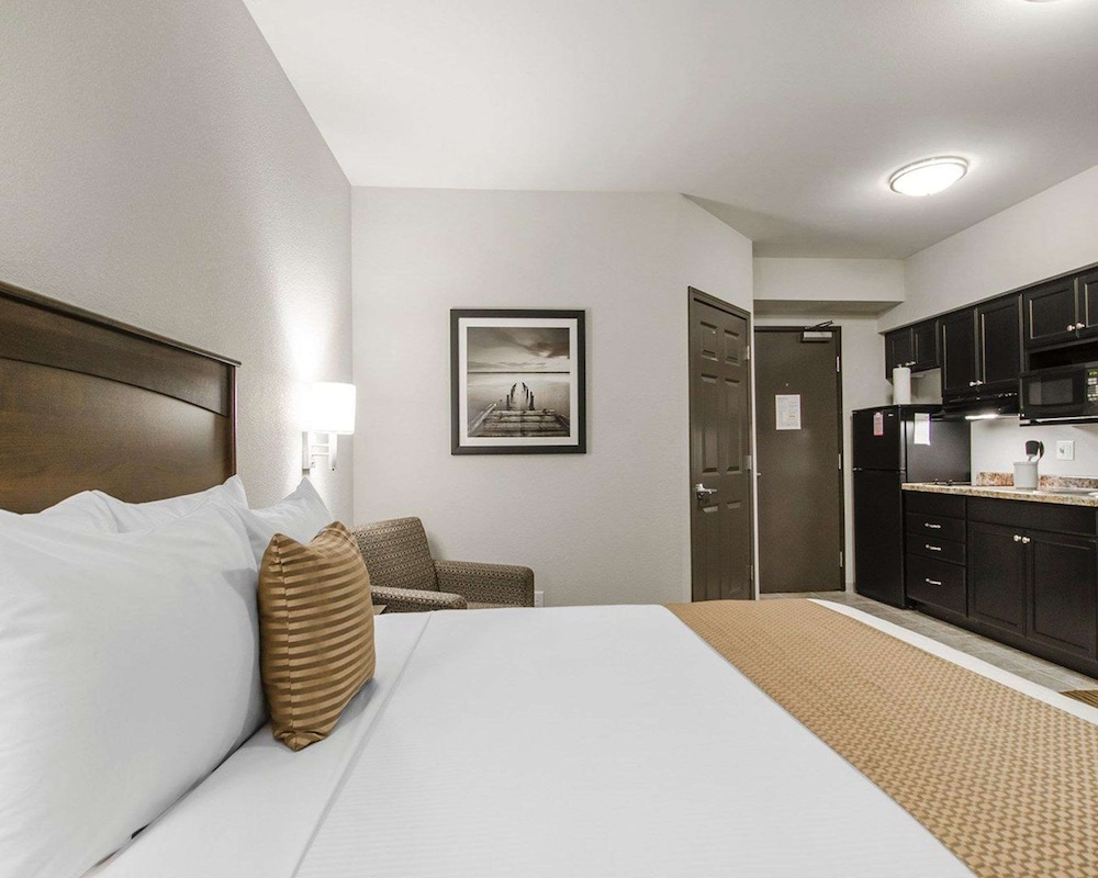 Efficiency, Room, 1 Queen Bed, Non Smoking - Photo 6