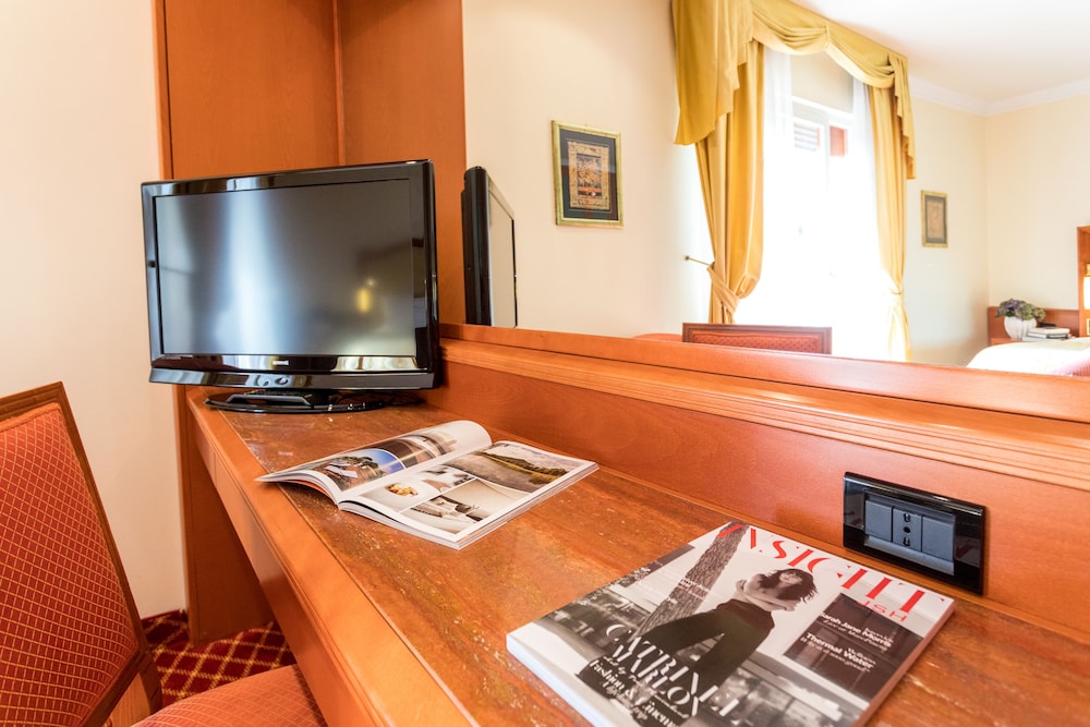 Suite, Terrace (4 Pax) - Photo 12