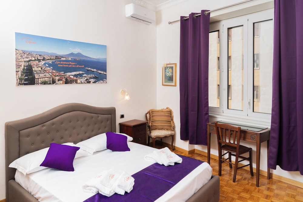Deluxe Quadruple Room, City View