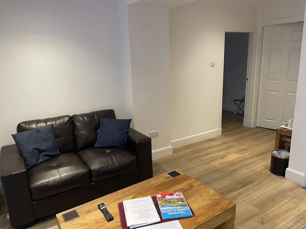 Courtyard Suite photo 2