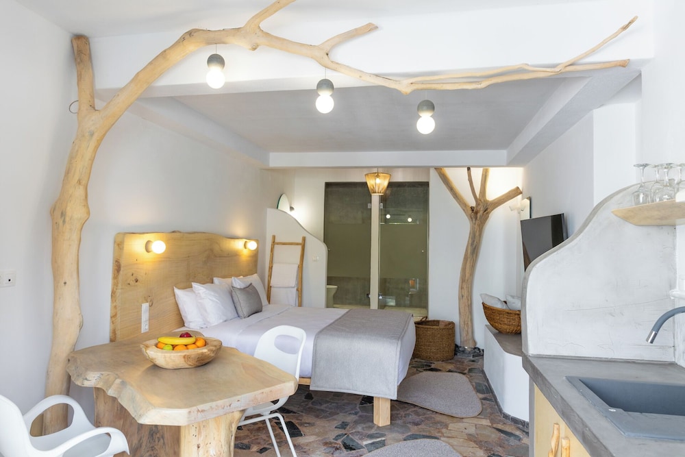 Olympus Garden Junior Suite