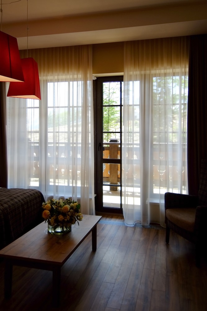 Standard Double or Twin Room, Mountain View photo 2