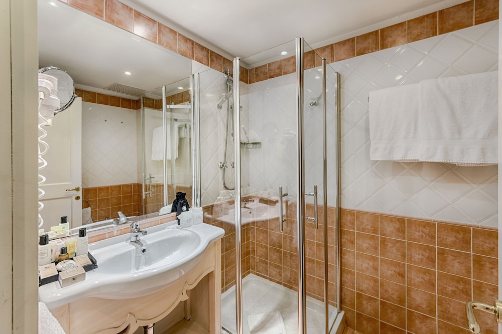 Deluxe Double or Twin Room, Balcony, Sea View - Photo 5