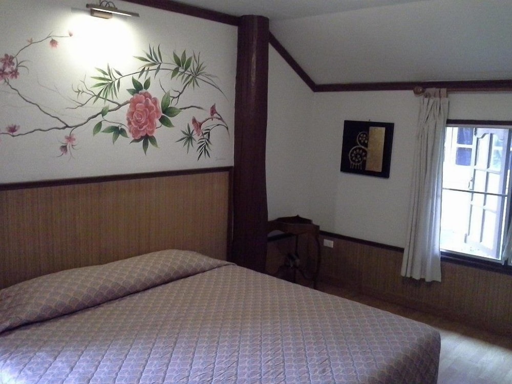 传统房屋,多卧室 (บ้านชมตะวัน - 最多20人)