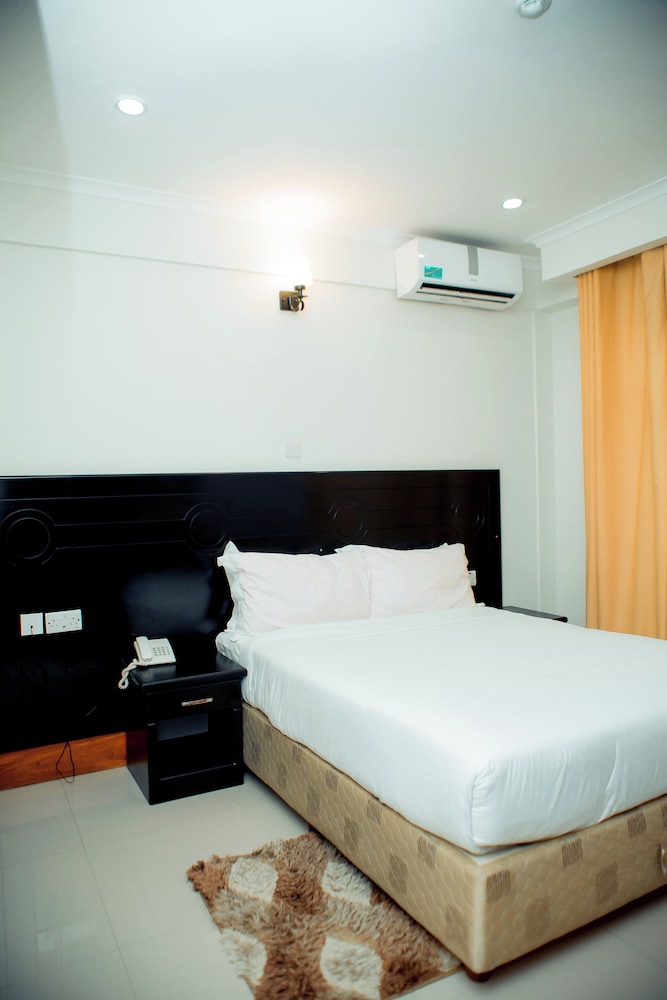 Deluxe Double Room, Garden View