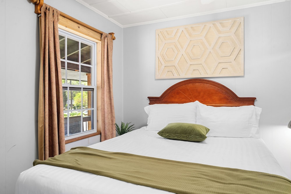 Executive Studio, 1 Queen Bed photo 1