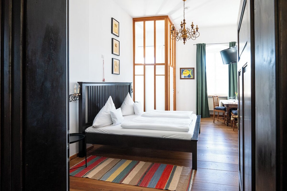 Deluxe Double Room, River View photo 2