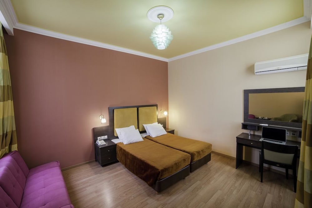 Standard Room - Photo 2