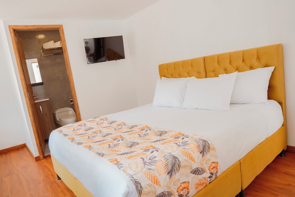 Comfort Double Room Single Use, Private Bathroom