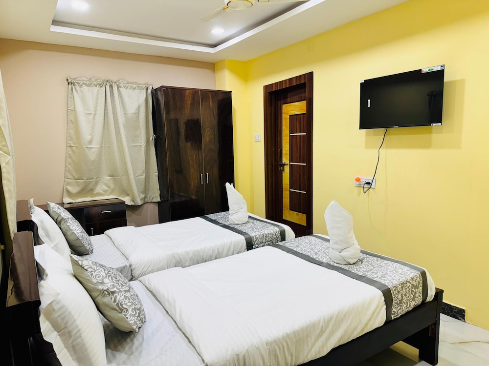 Standard Double or Twin Room, Private Bathroom