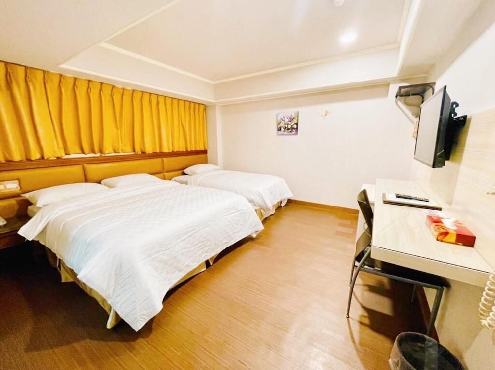 Elite Triple Room