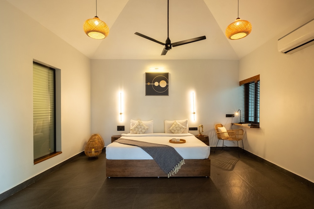 Luxury Villa photo 3