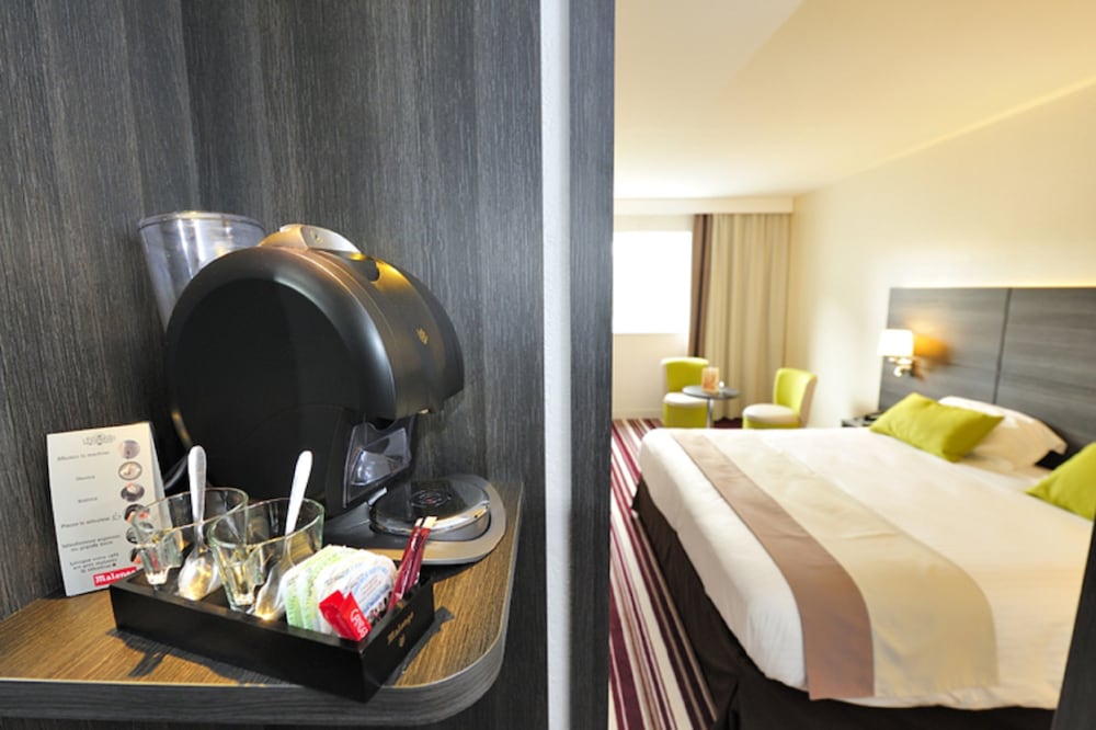 Standard Room, 1 King Bed - Photo 8