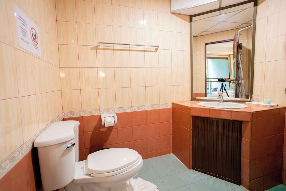 Standard Double Room - Photo 5
