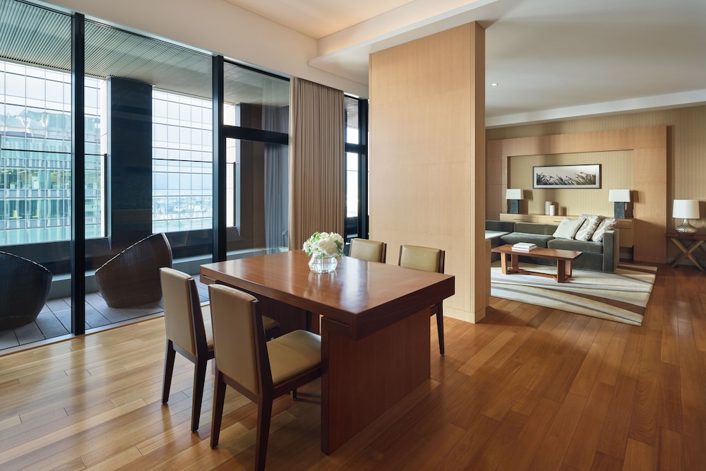 Two Bedroom (Non Smoking), -1Th Floor