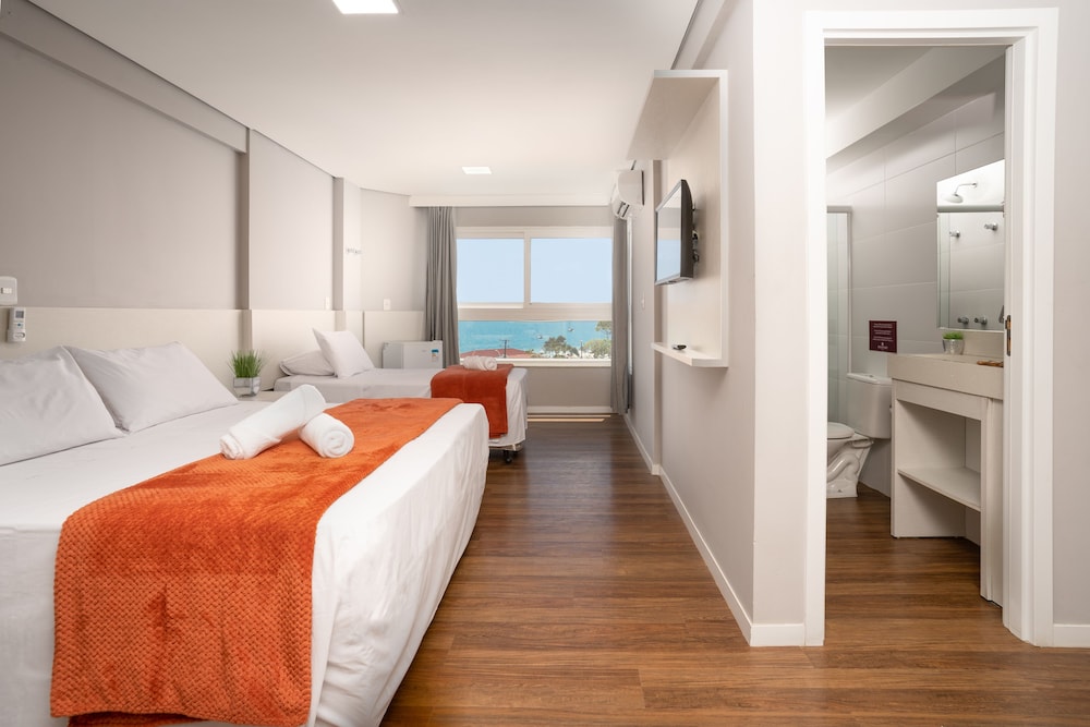Luxury Sea View Suite photo 2