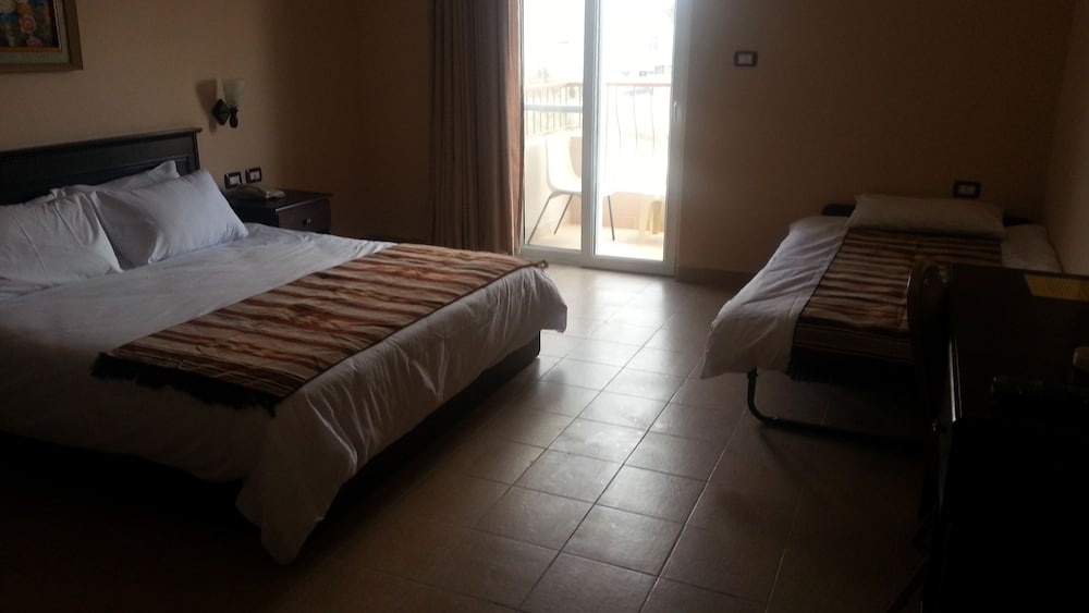 Family Quadruple Room, 2 Bedrooms