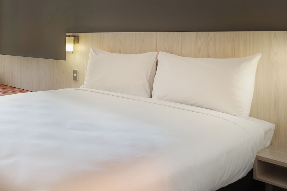 Standard Double Room, 2 Double Beds - Photo 2