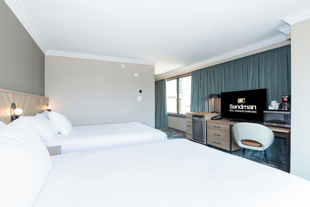 Grand Room, 2 Queen Beds (North Tower)