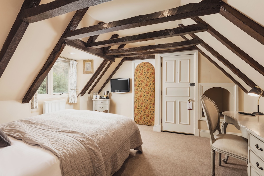 Courtyard Classic Room - Photo 10