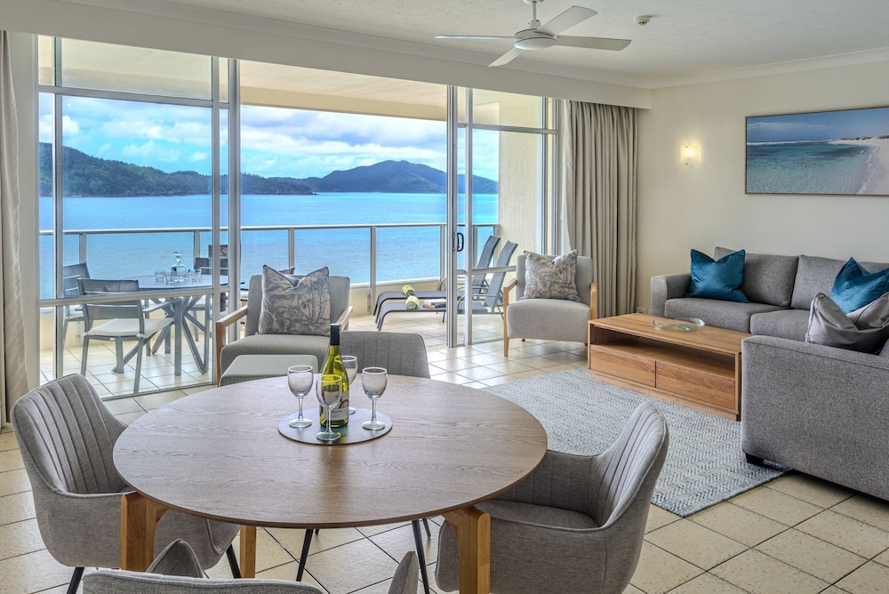 Beachfront, 1 Bedroom, 1 Buggy Included photo 2