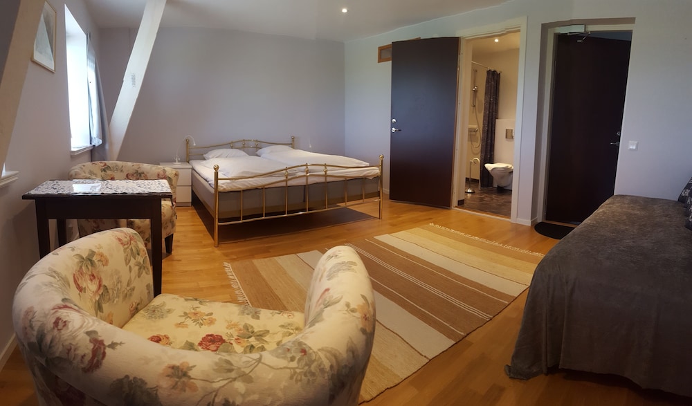 Triple Room photo 2