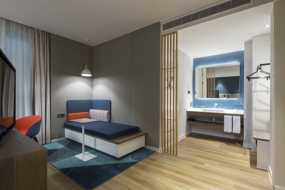 Standard Room, Multiple Beds (Kids Theme)