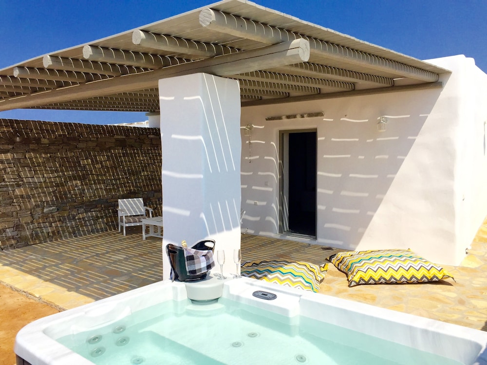 Villa, 4 Bedrooms, Private Pool, Sea View photo 2