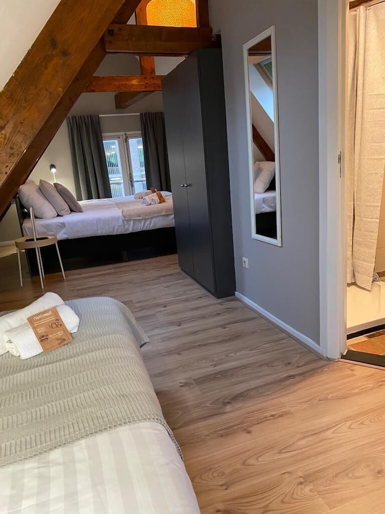 Standard Triple Room photo 2