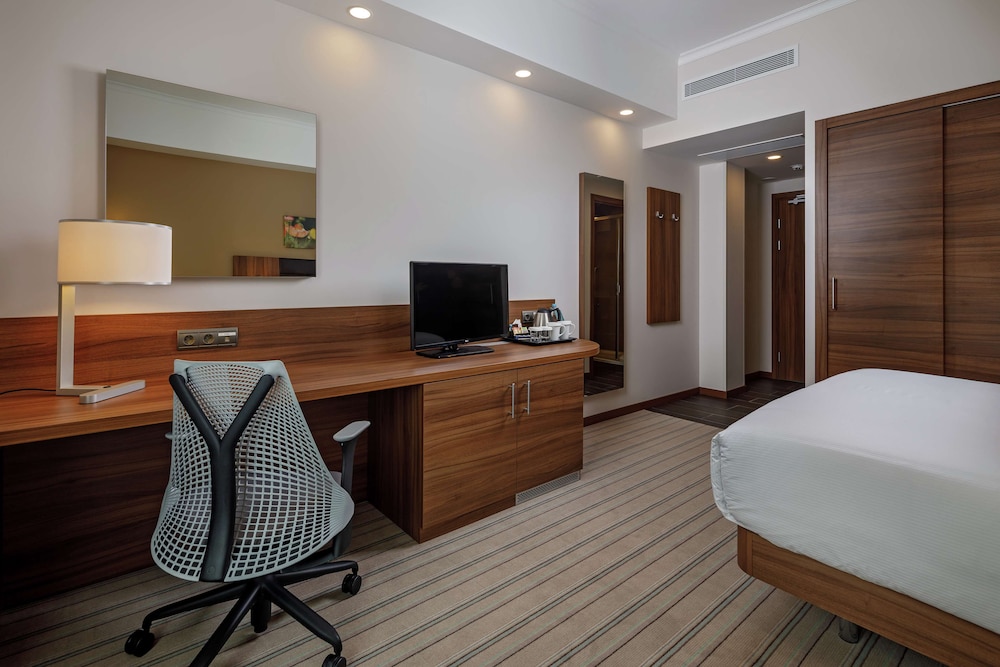 Family Room, 1 Queen Bed photo 2
