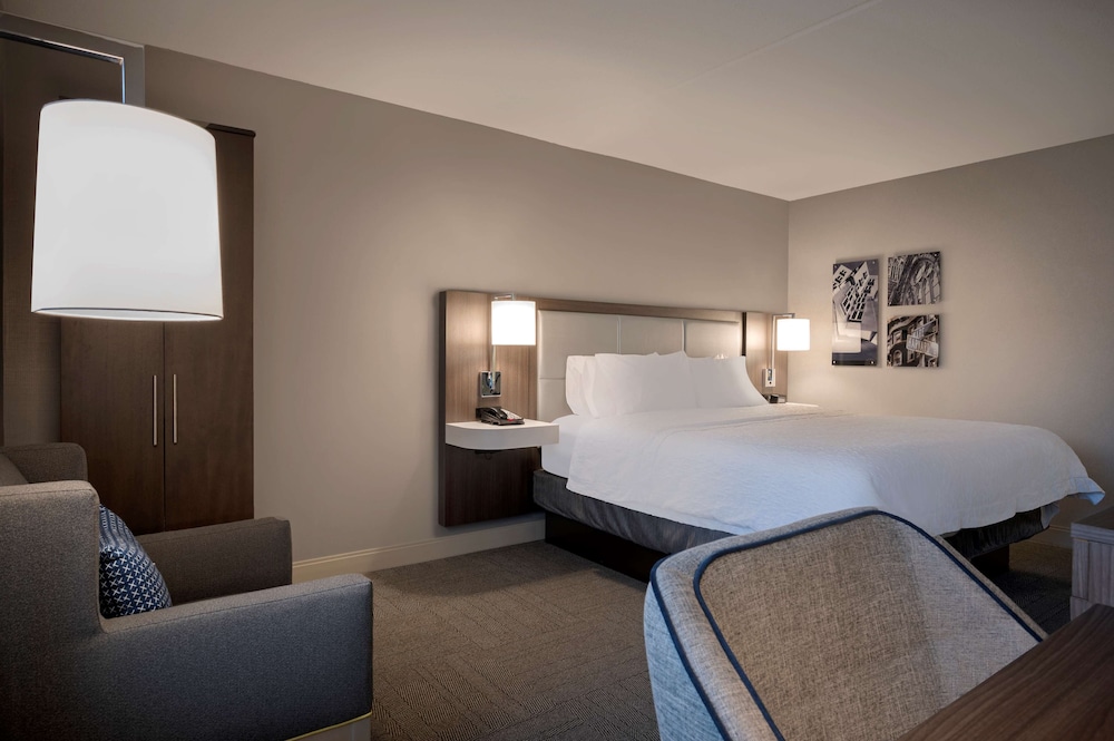 Standard Room, 1 King Bed