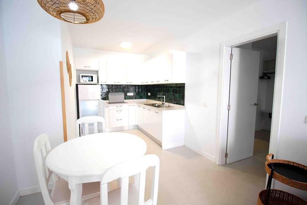 Comfort Apartment, 1 Bedroom, Terrace - Photo 5