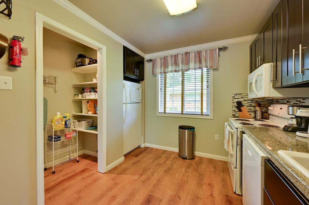 Apartment (4 adults) photo 2