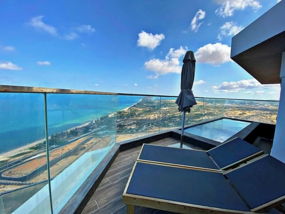 Royal Penthouse, 2 Bedrooms, Private Pool, Sea View