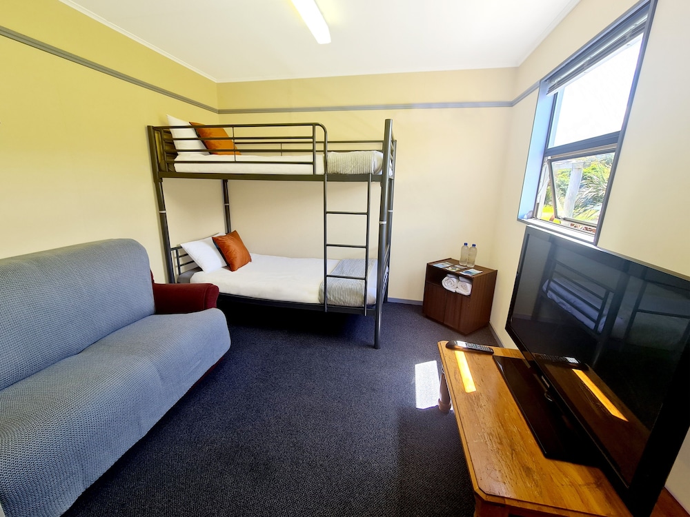 Single Bunk Room - Photo 1