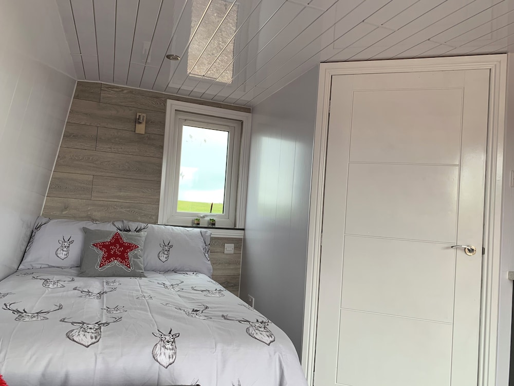 Cabin (The Cabin) photo 3