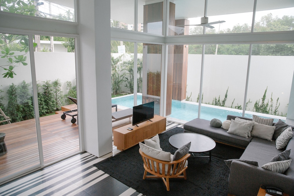 Luxury Pool Duplex - Photo 6