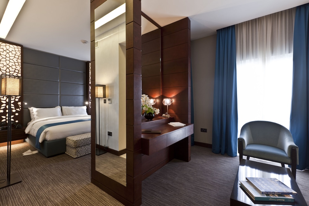 Executive Suite photo 2