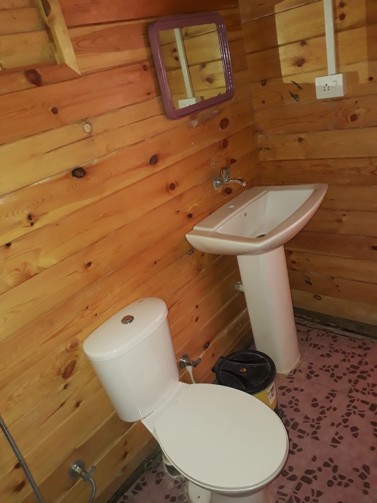 Deluxe ground floor cottage photo 3