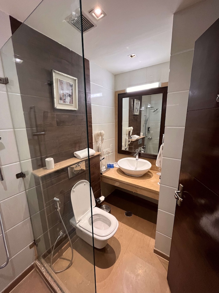 Executive Room, 1 Double Bed - Photo 2