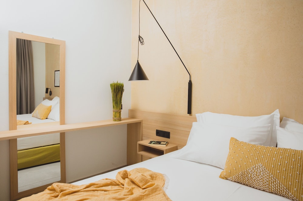 Junior Suite, Balcony, Garden View