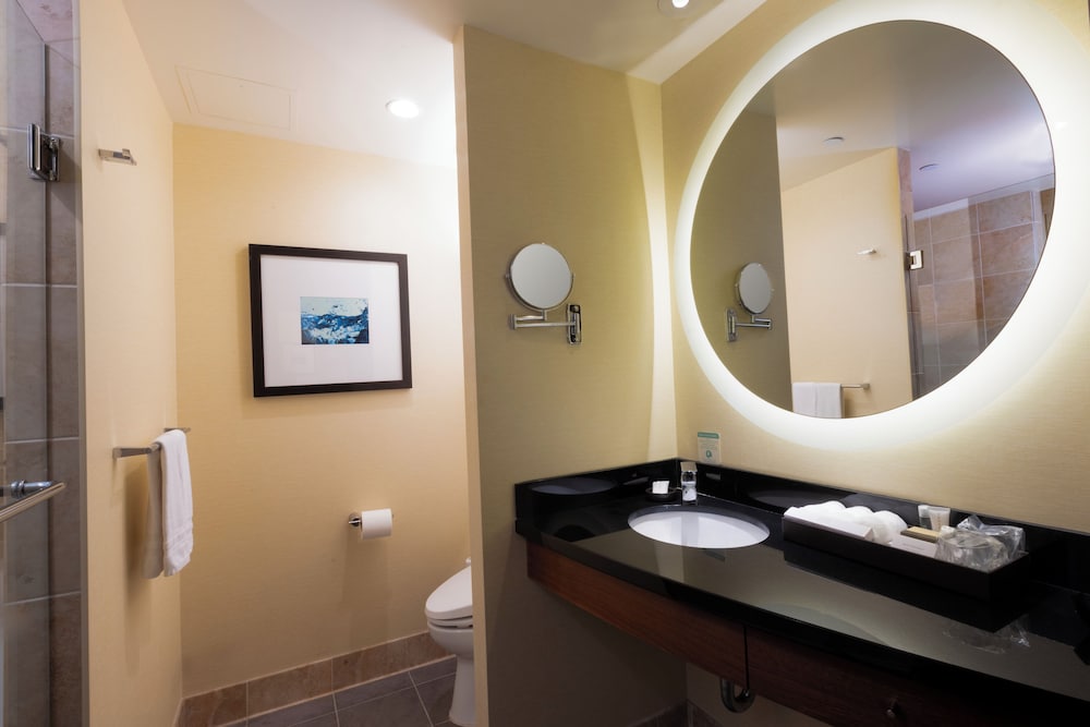 Deluxe Room, 2 Double Beds (Deluxe Room With Two Double Beds) - Photo 5