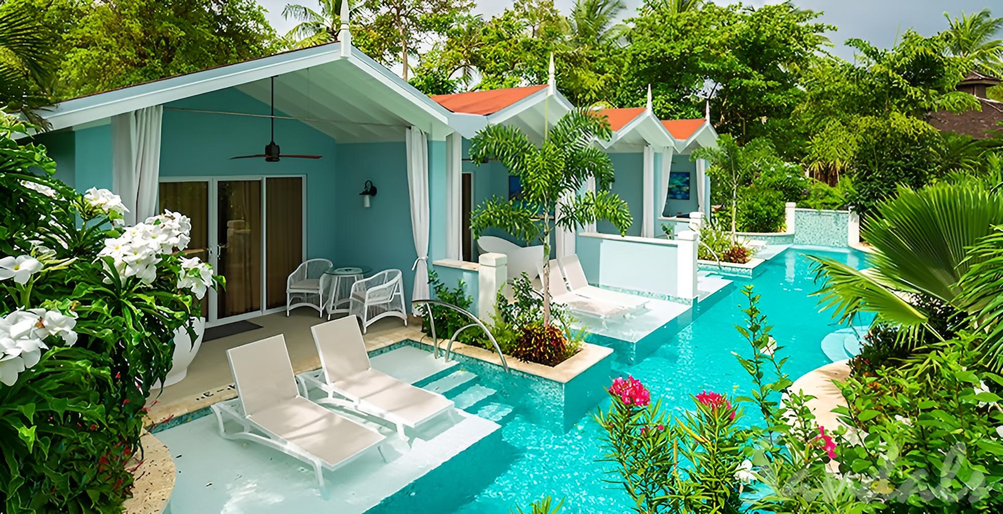 Romantic Room, 1 Bedroom, Pool View (Crystal Lagoon Swim-up w/ Patio) photo 2