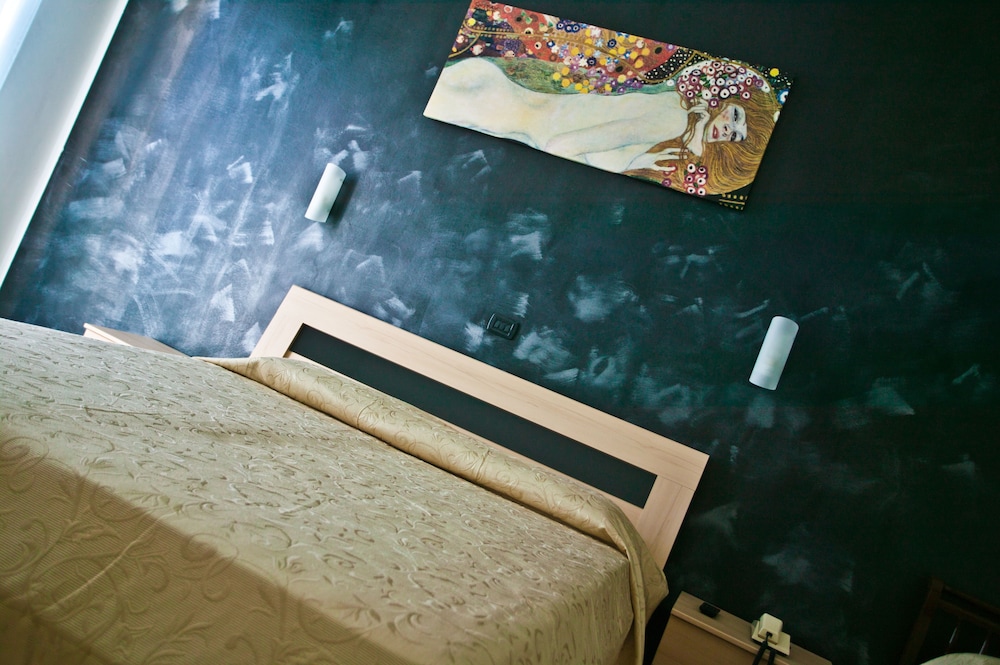 Double or Twin Room photo 3