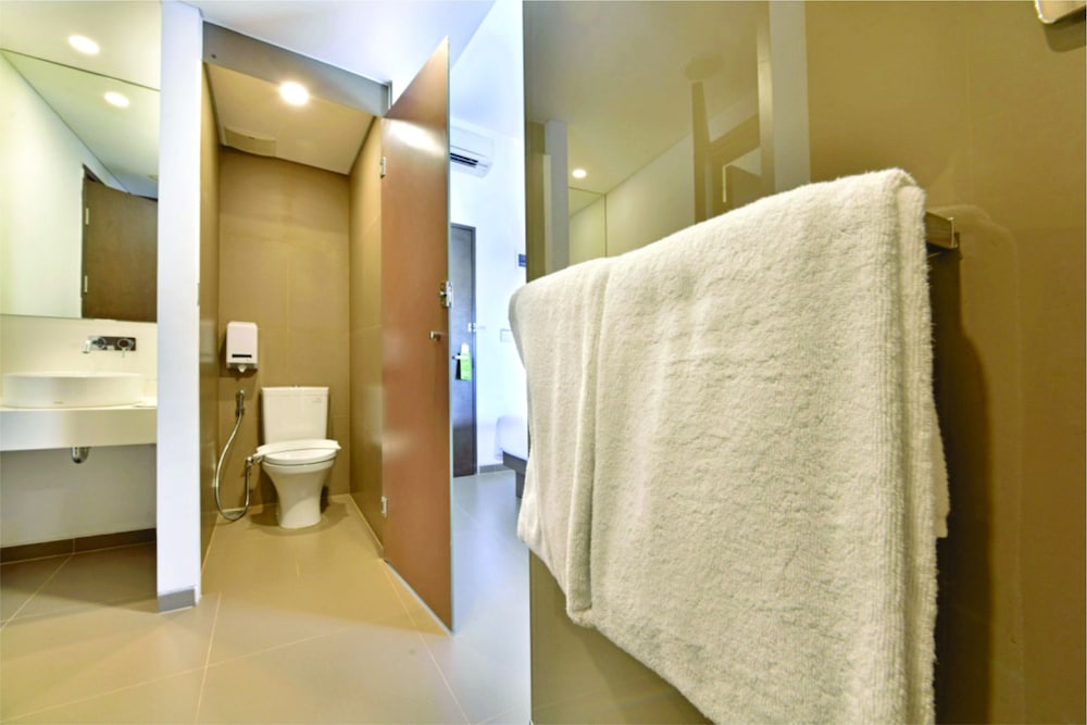 Superior Double Room, City View photo 2