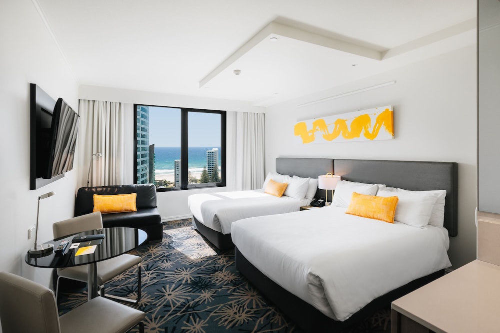 Standard Room, 2 Double Beds, City View - Photo 4