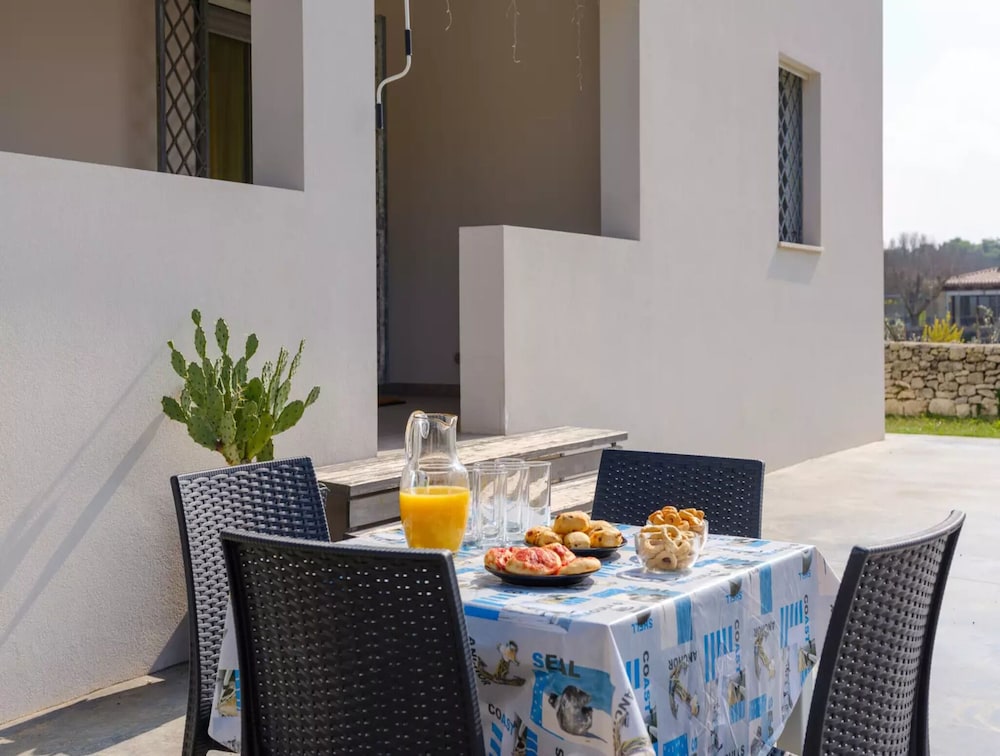 San Foca Luxury Private Villa With Hydromassage and Bike Climate, 写真 36